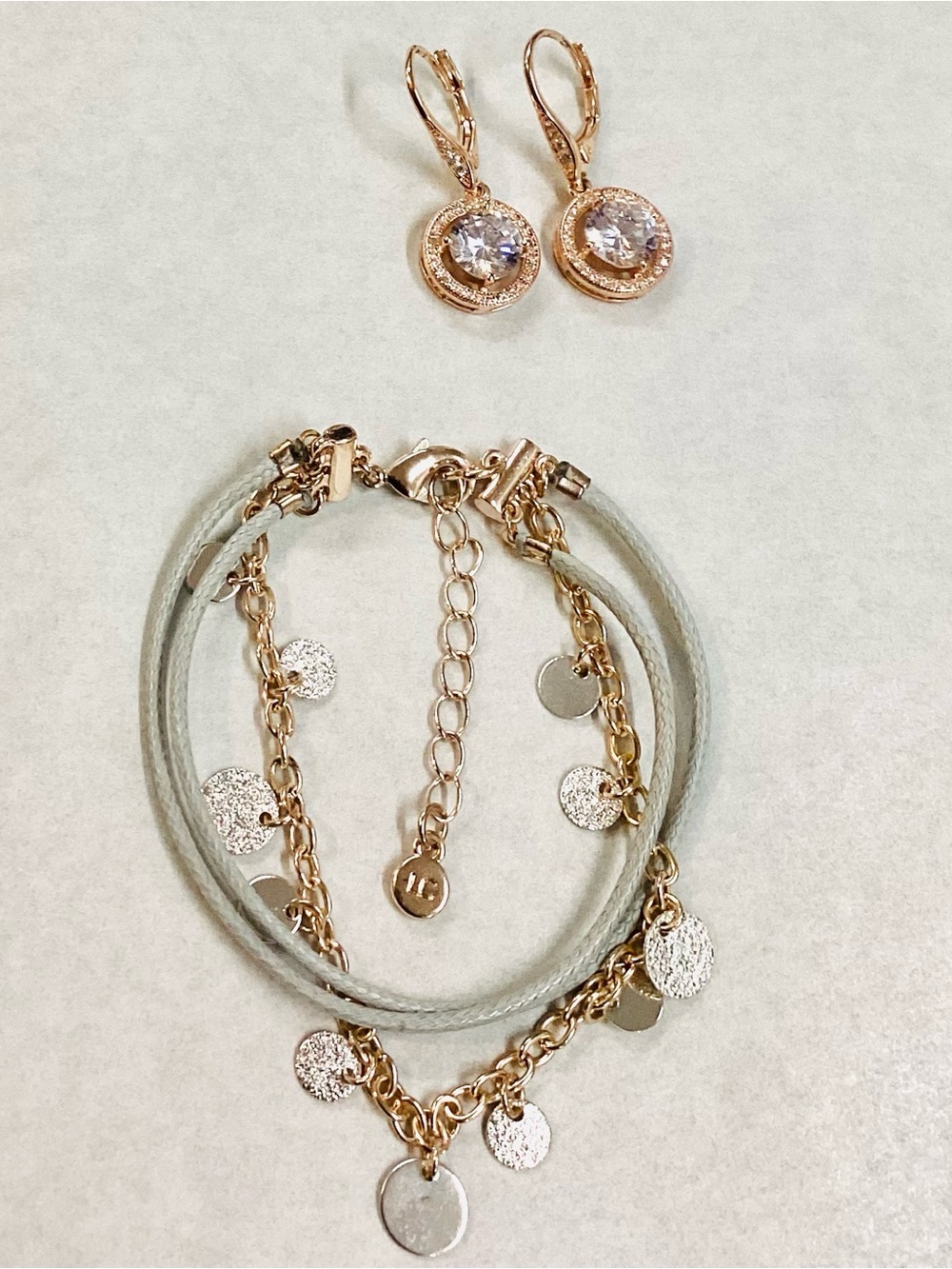 Rose Gold Disc Charm Bracelet By LC with Swarovski Inspired Celeb Earrings Set ✨